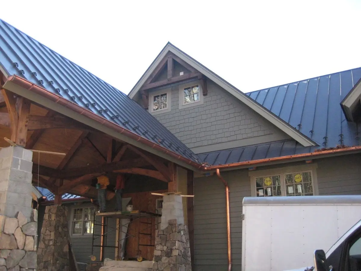 Craftsman Roofing team delivering quality roofing work in Timbercrest
